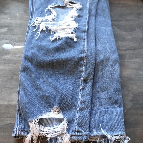 American Eagle Mom Jeans - Picture 2 of 7